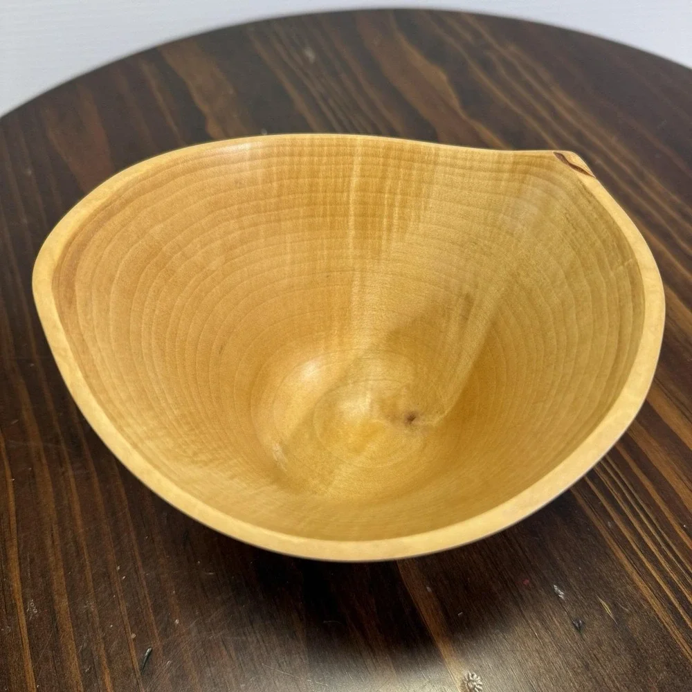 Maple Wood BowlArtist Jerry Kermode 2001 Natural